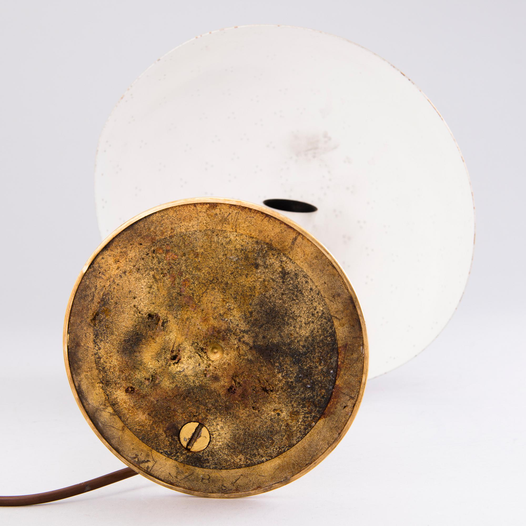 PAAVO TYNELL, bordslampa, Taito 1900-talets mitt.