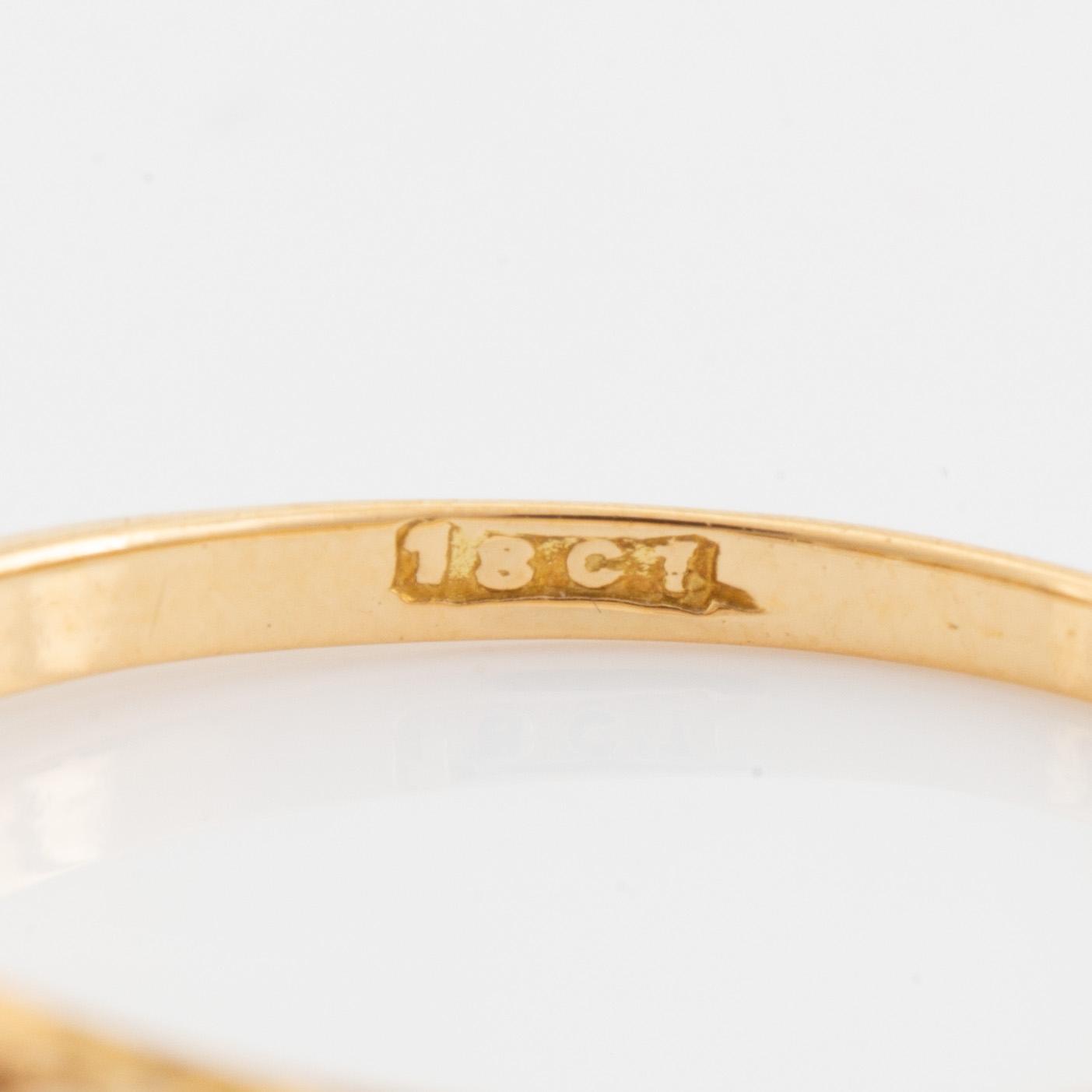 18K gold and old cut diamond band ring.