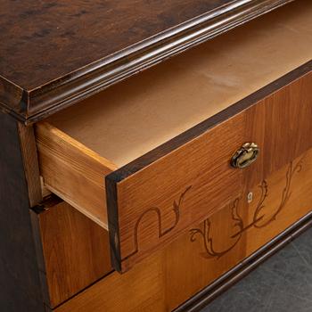 A 1920s/1930s commode.