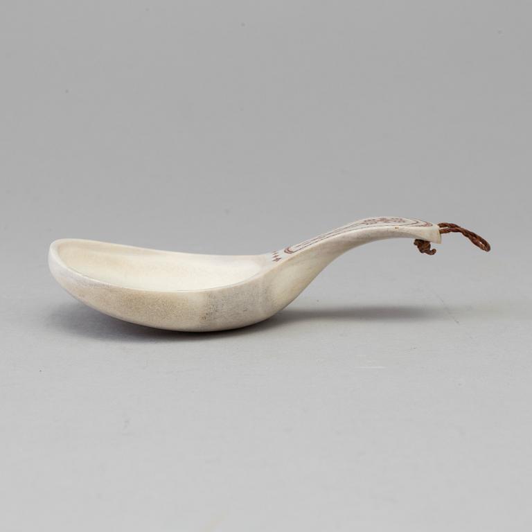 Tore Sunna, a vessel, signed.