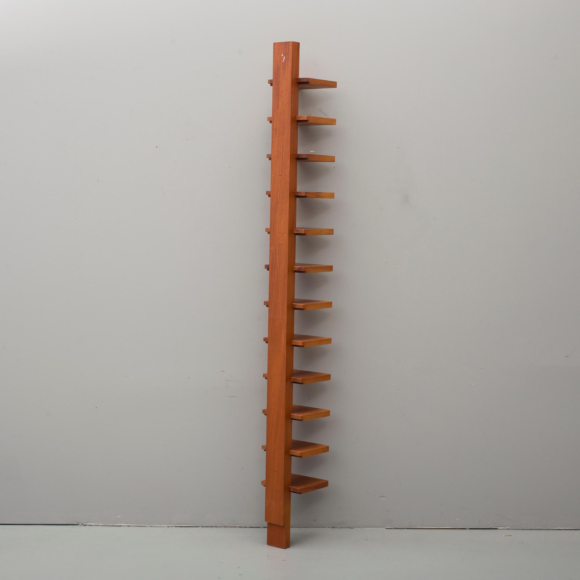 HYLLA, "Pilaster", John Kandell, Källemo, 1900/2000-tal.
