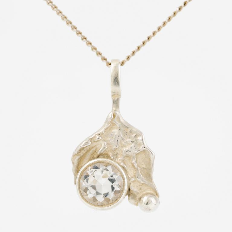 Necklace, Engelbert, sterling silver with rock crystal.