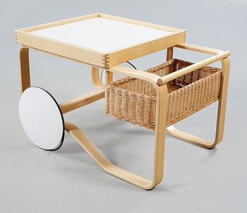 An Alvar Aalto serving trolley, model 900, made by Artek, designed 1937, made around year 2000.