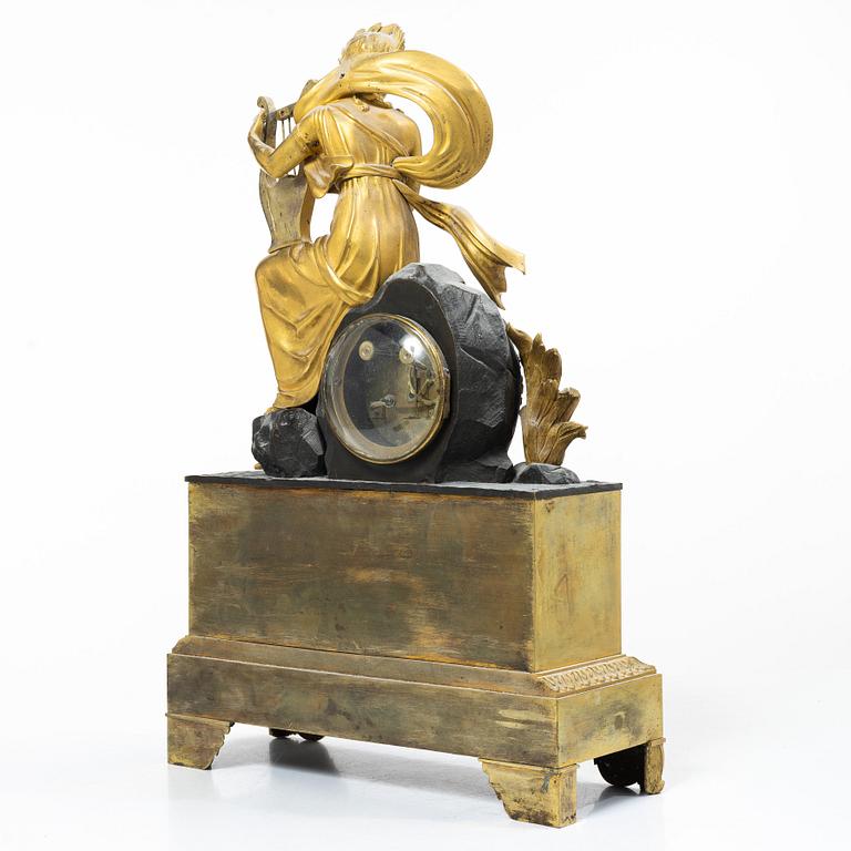 Table pendulum clock, Late Empire, 19th century.