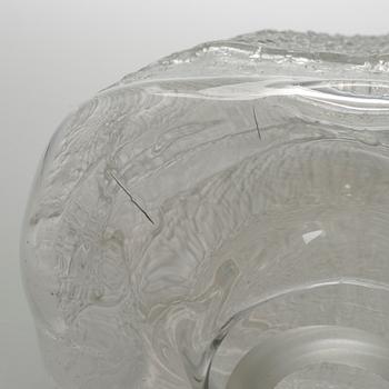Timo Sarpaneva, a 'Shadows' sculpture from Finlandia series, signed Timo Sarpaneva, Iittala.