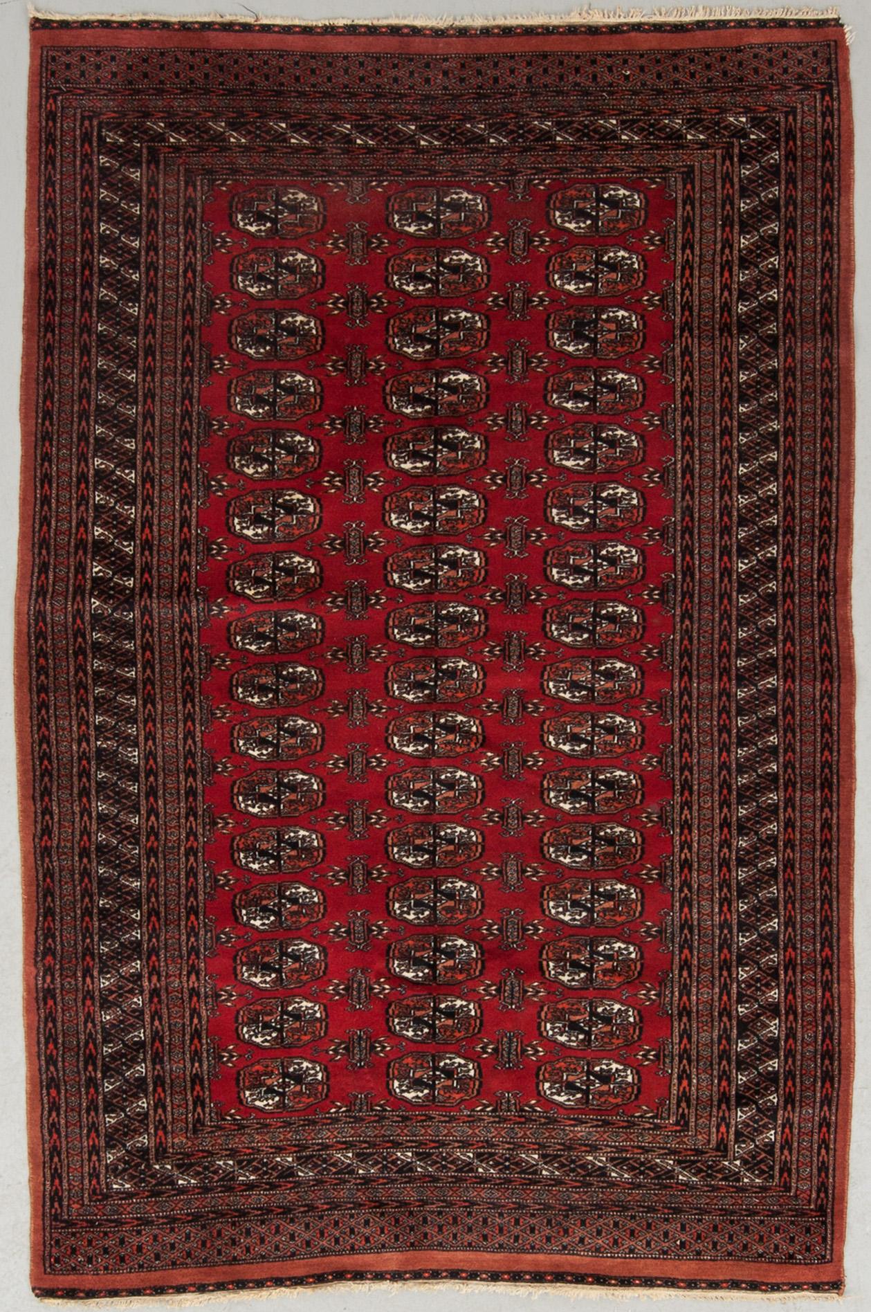 MATTA, old, Bochara, ca 194 x 128 cm.
