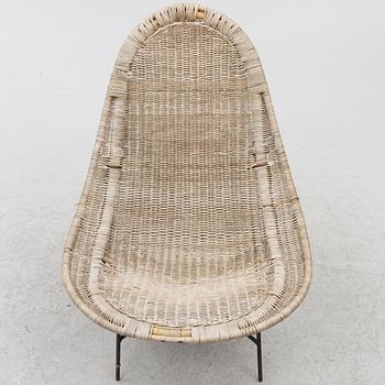 Kerstin Hörlin-Holmquist, An armchair, "Stora Kraal", designed for Nordiska Kompaniet's Triva series in 1952.