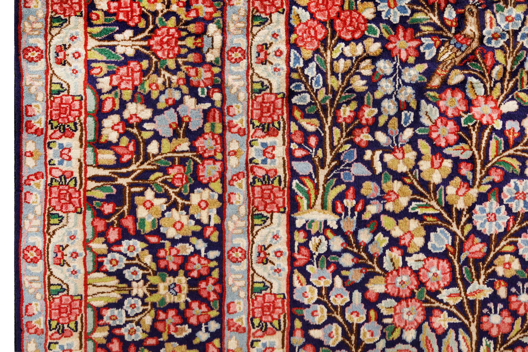 Matta, figural Kirman, "Millefleur"390 x 298 cm.