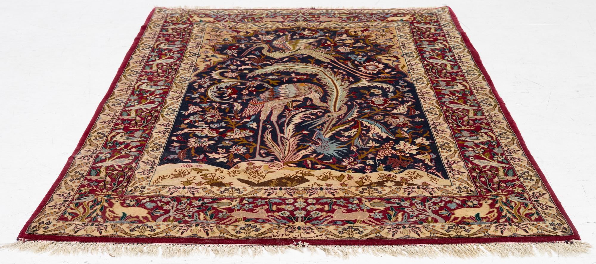 Matta, old Isfahan, part silk, signerad Bahadori, ca 167 x 105 cm.