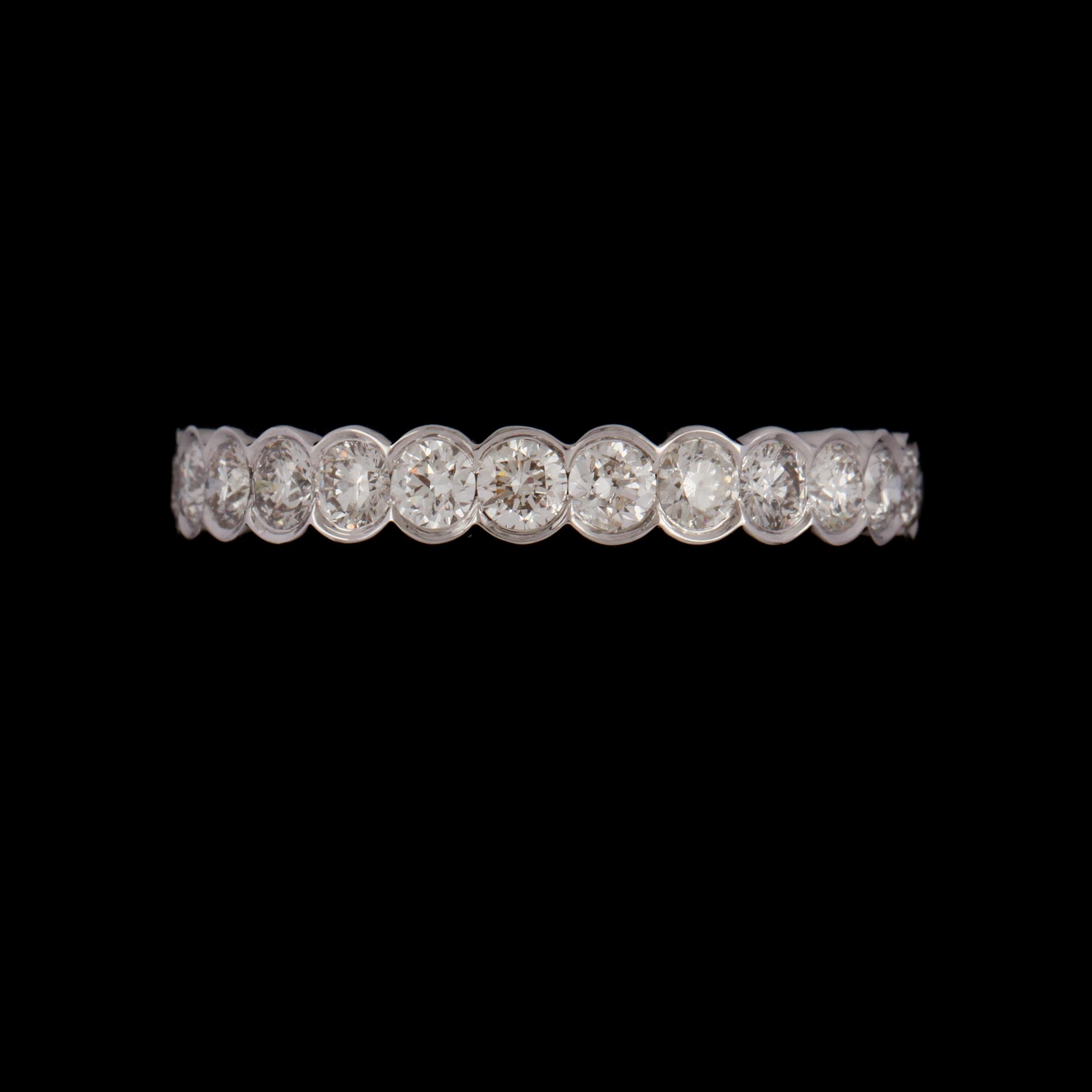 RING, 18k vitguld med briljantslipade diamanter, totalt 1.53 ct. Vikt 3 g.