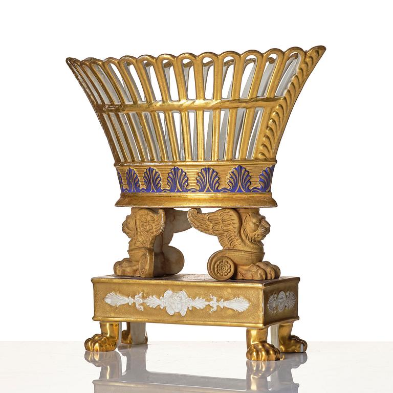Uppsatsskål, porslin. Empire, 1800-tal.