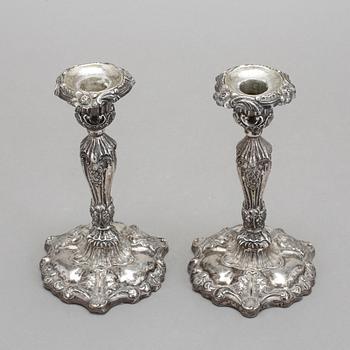 LJUSSTAKAR, ett par, silver, barock, Stockholm, 1847.