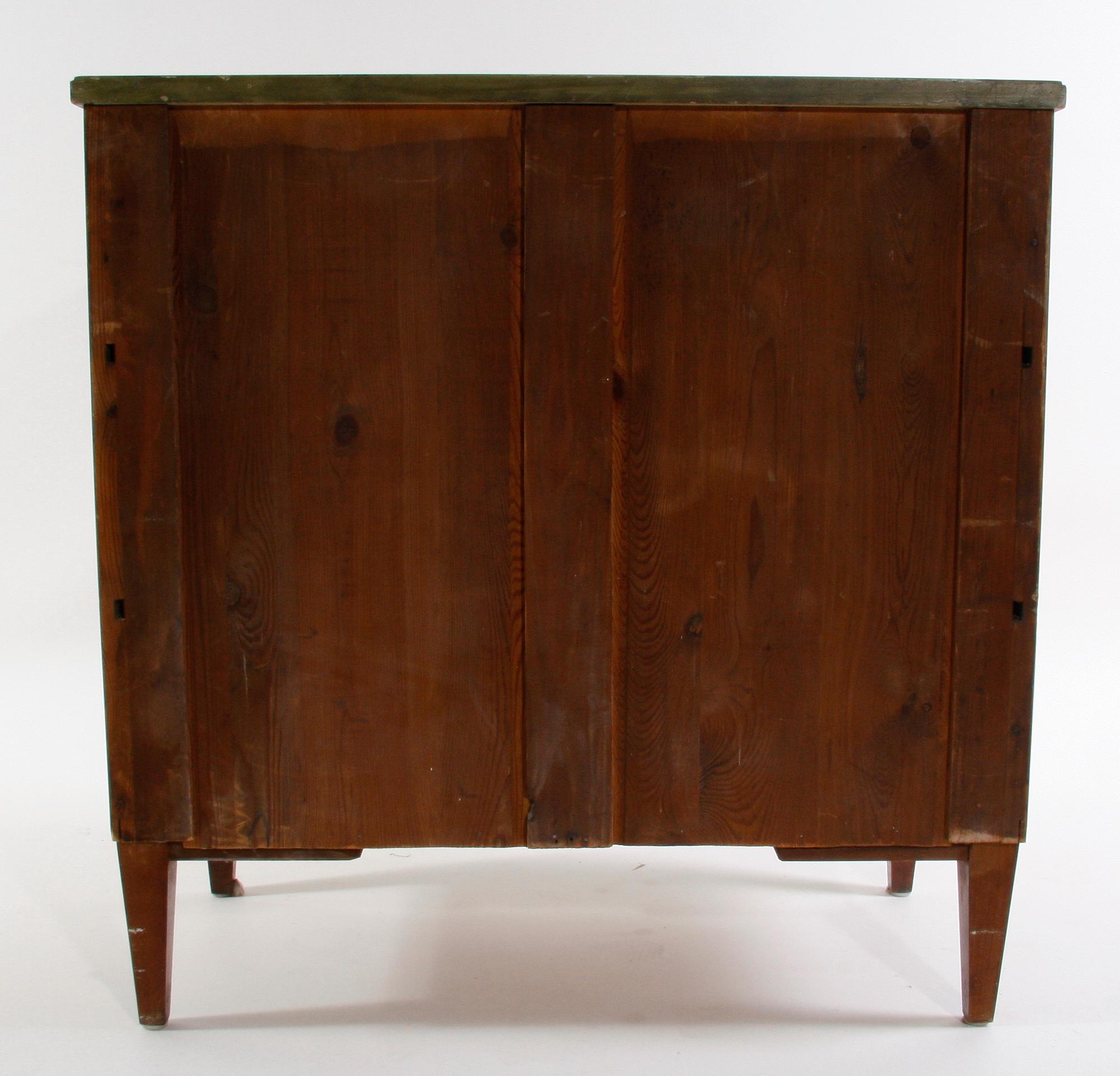 BYRÅ, sengustaviansk stil, 1900-tal.