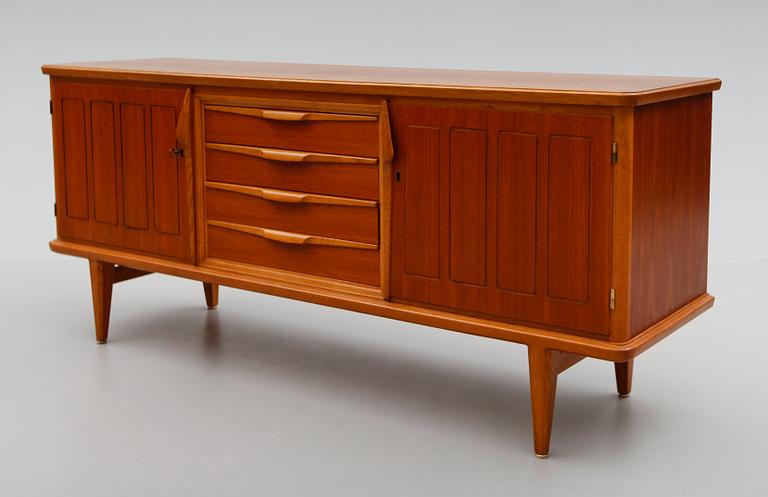 SIDEBOARD, 1960-tal.