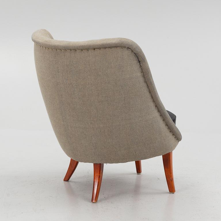 A Swedish Modern lounge chair, mid 20th century.