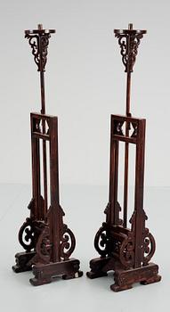 A pair of floor lamps, China 20th century.