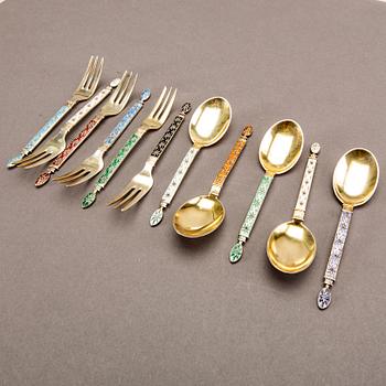 A Norwegian 20th century set of 22 pcs of silver and enamel cutlery mark of Tostrup total weight approx 442 gr.