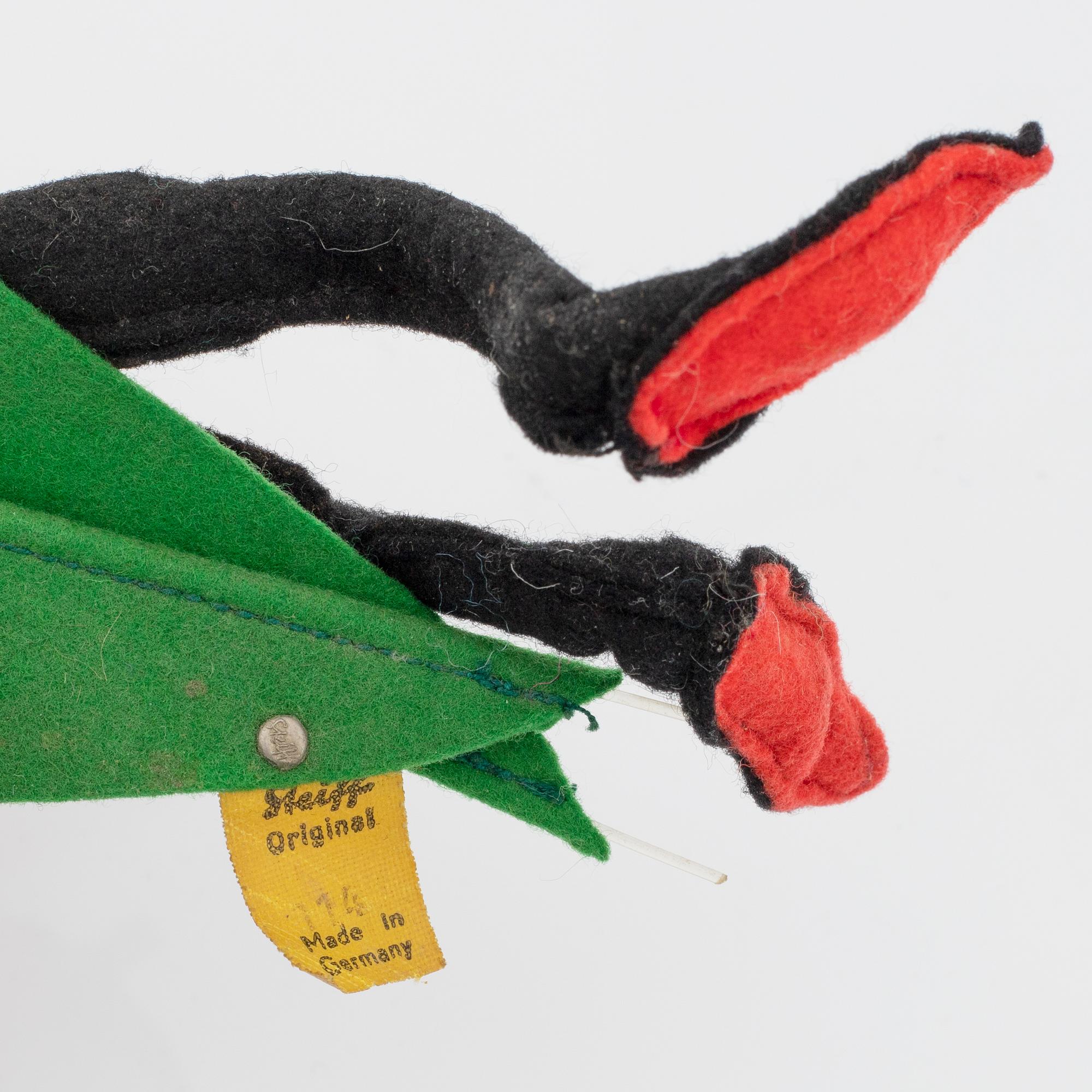 Steiff, 'Kalle Stropp' and 'Grodan Boll', Germany 1950s.