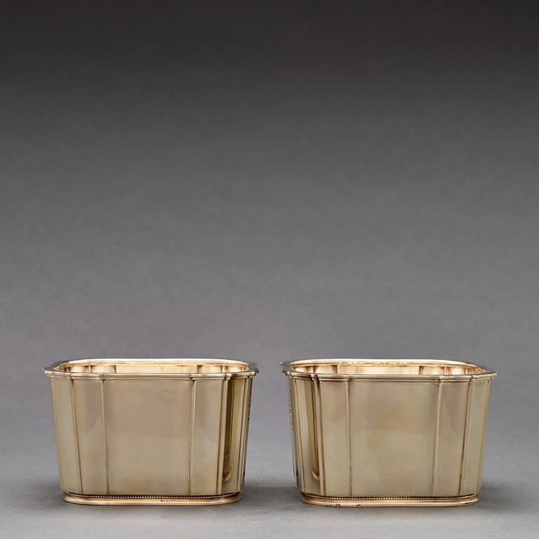 Atelier Borgila, skålar, ett par, Stockholm 1946 sterling, förgyllda.