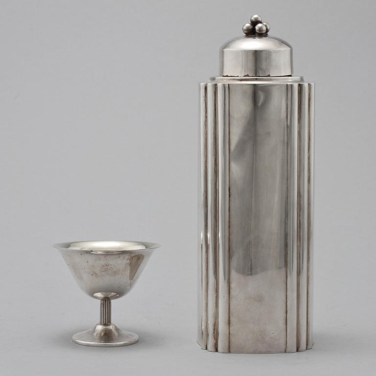 SHAKER samt GLAS, 6 st, nysilver, Tesi, 1900-talets andra kvartal.