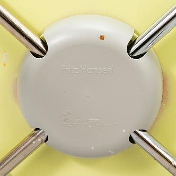 ARNE JACOBSEN, TUOLIPARI, "Myran", 2000-luvun alkua.