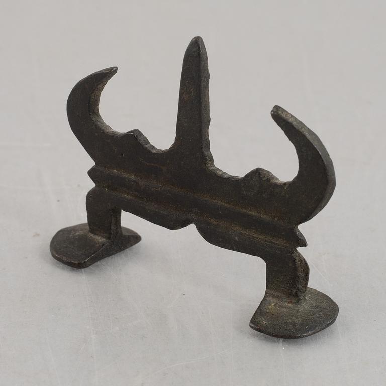 Brush bronze holder and stand, China, including the Ming dynasty (1368-1644).