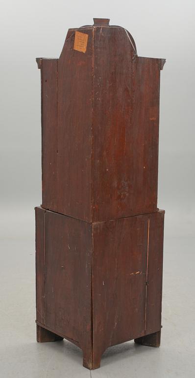 HÖRNVITRINSKÅP, trol. England/Holland. 1800-tal.