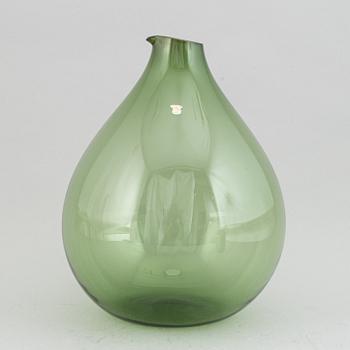 A glass vase by Kjell Blomberg from Gullaskruf, 1960's.