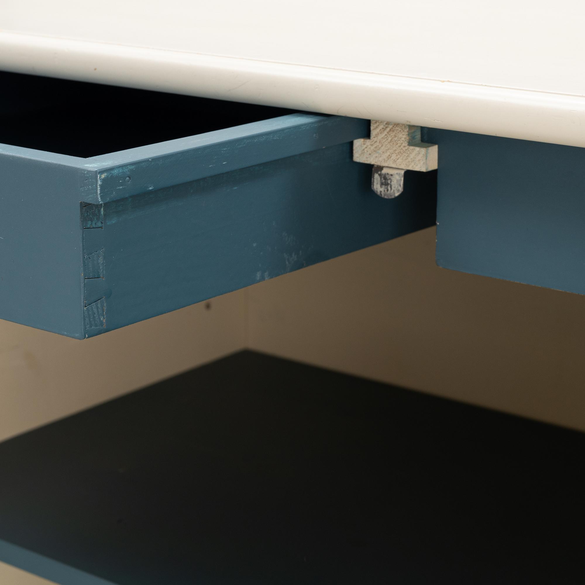 Göran Malmvall, skåp, ett par, "821", Svensk Fur Karl Andersson, Huskvarna.