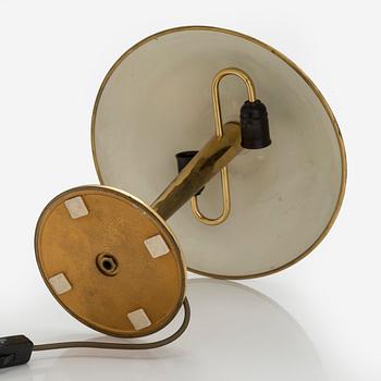 Paavo Tynell, A mid-20th century '5061' table lamp for Idman Finland.