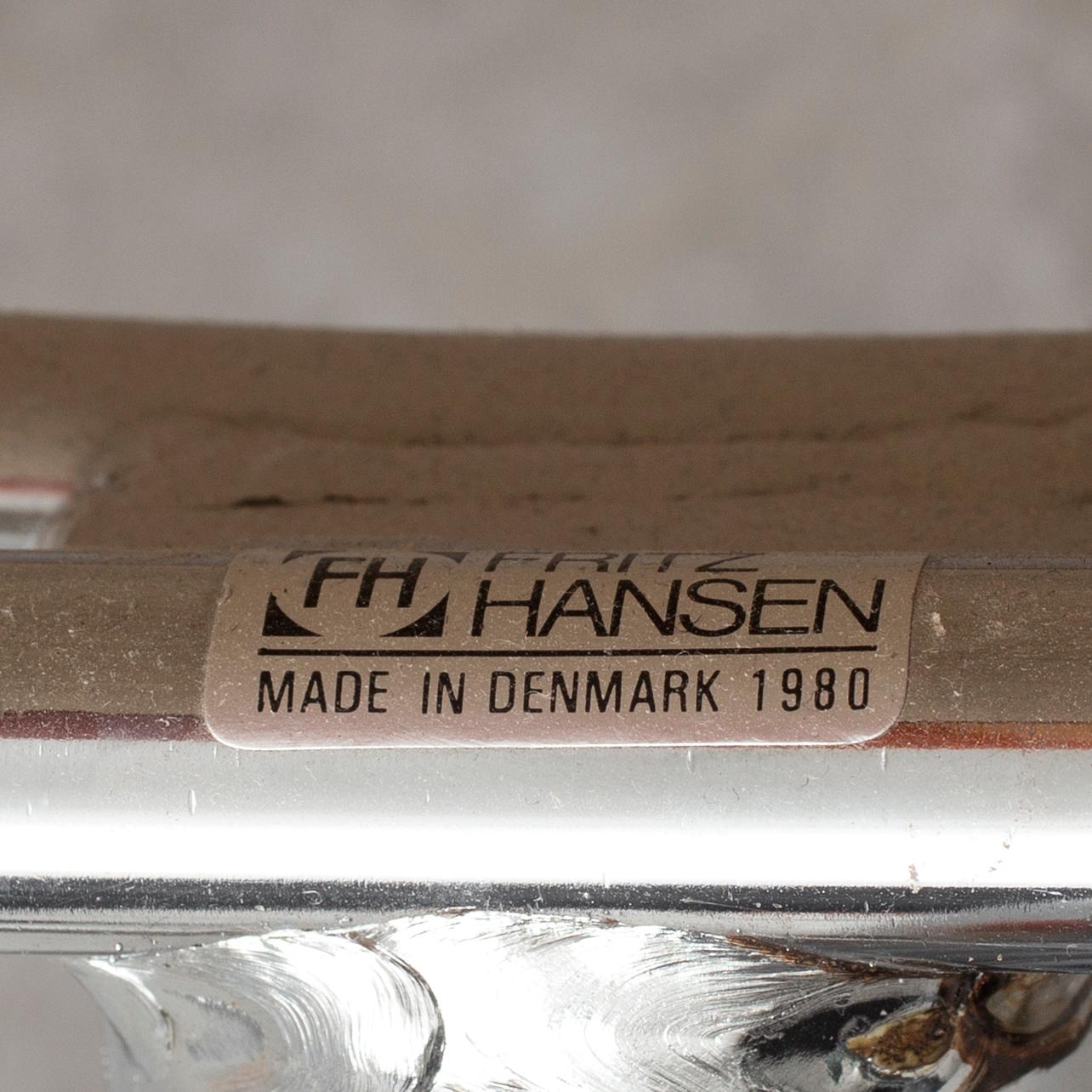 JENS AMUNDSEN, fåtöljer, ett par, "SAS Chair Series", för Fritz Hansen.