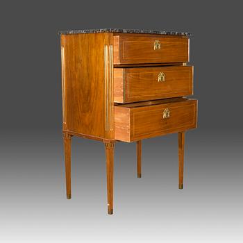 BYRÅ, Louis XVI stil. 1900-tal.
