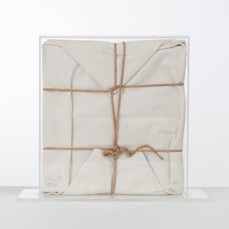 Christo & Jeanne-Claude, "Wrapped Book".