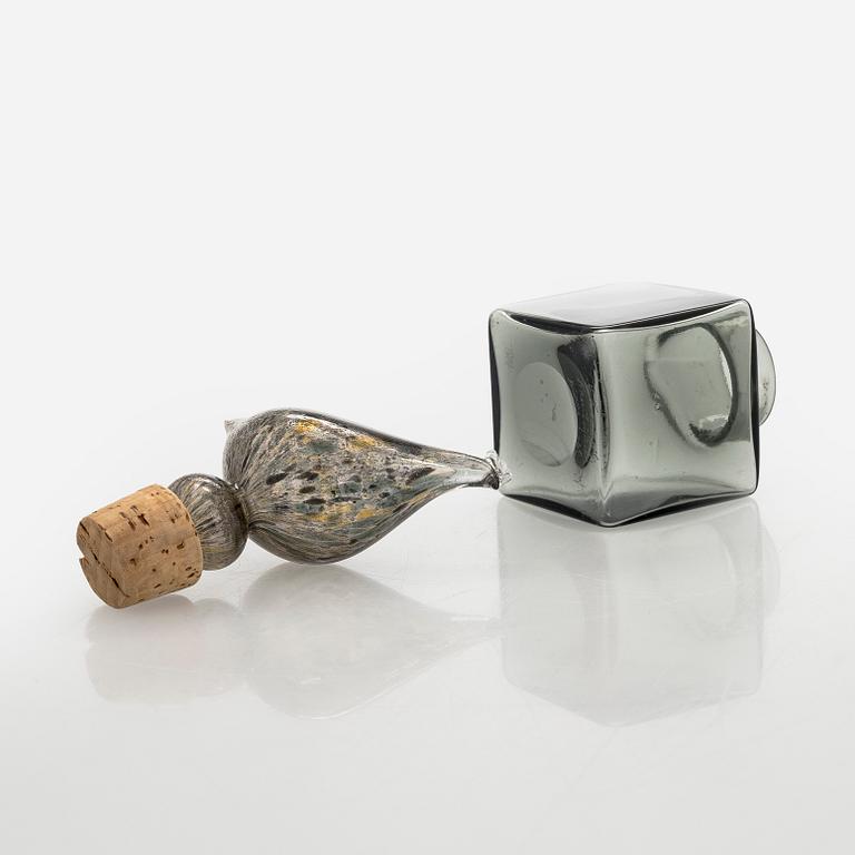 Kaj Franck, flaska, KF254, signerad K. Franck Nuutajärvi -61.