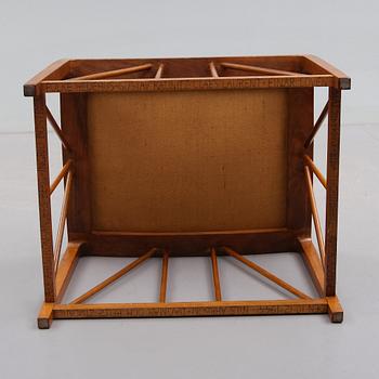PALL, "Tutanchamon", modell 1063, Josef Frank, Firma Svenskt Tenn, formgiven 1941.