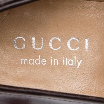SKOR, Gucci.