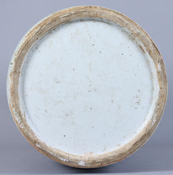 GOLVURNA, porslin, Kina, 1800-tal.