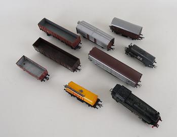 LOK och VAGNAR, 9 delar. Fleischmann o Kleinbahn mm.