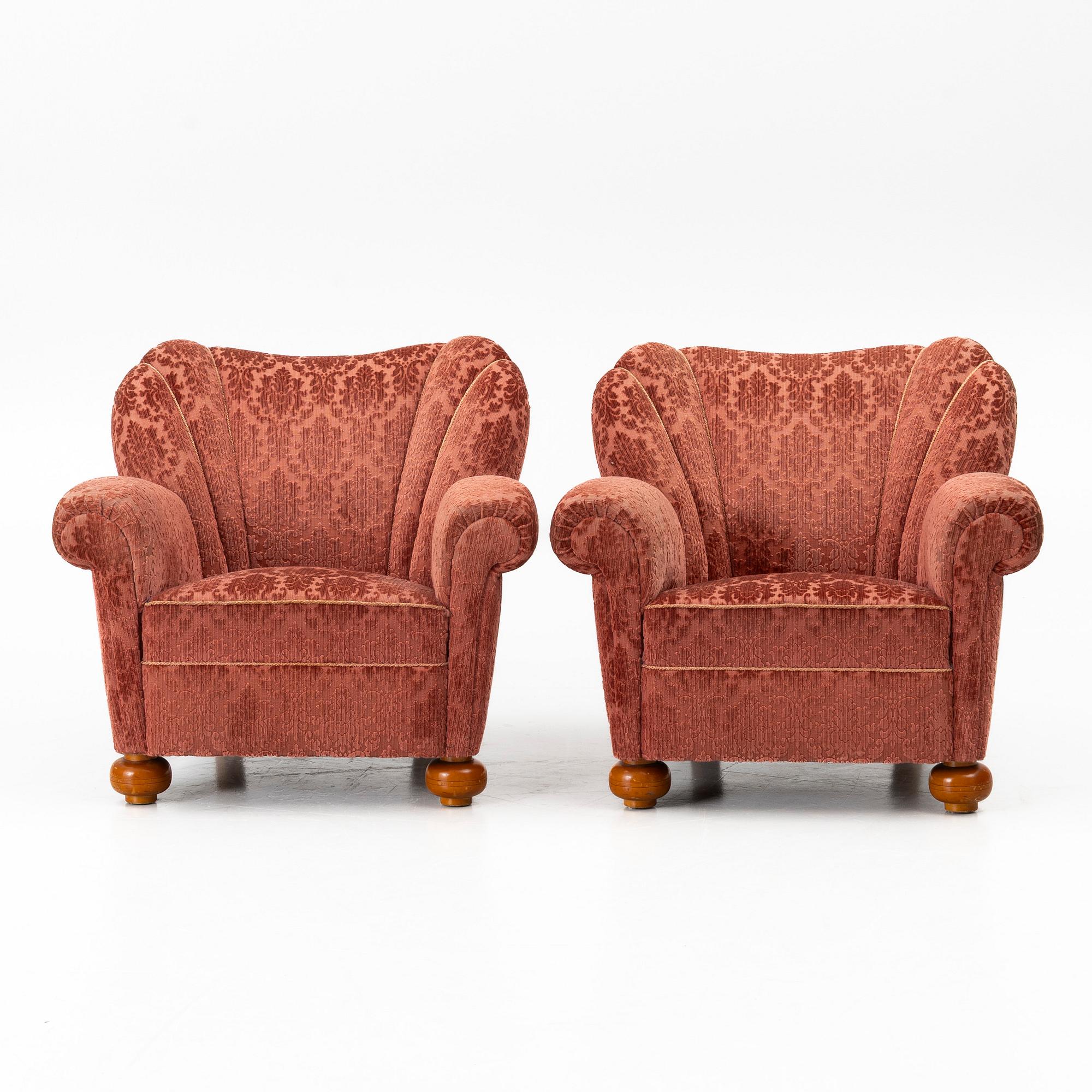 Armchairs, a pair, Swedish Modern, first half of the 20th century.