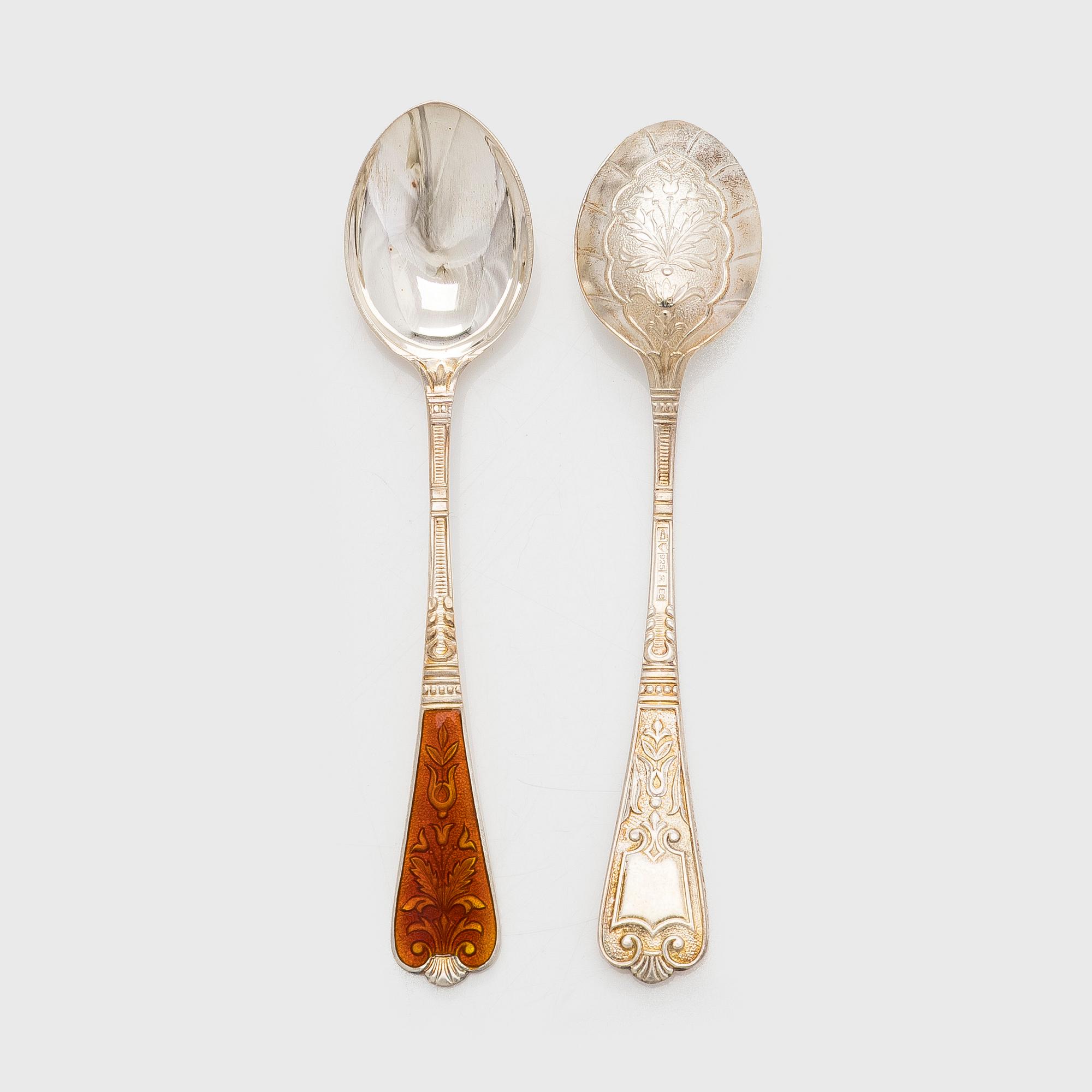 A ten-piece set of enamelled sterling silver coffee spoons, Auran Kultaseppä, Turku 1982.