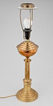 BORDSLAMPA, Skultuna, 1800/1900-tal.