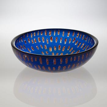 A Sven Palmqvist ravenna glass bowl, Orrefors 1985.