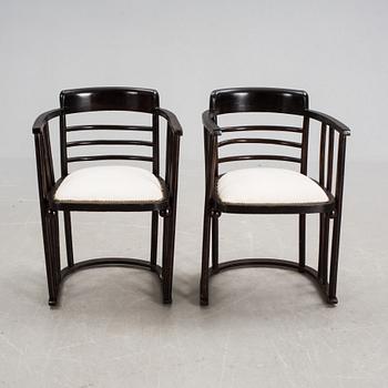 KARMSTOLAR, ett par, märkta; Thonet.