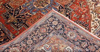 A Zigler Heriz design carpet, 304 x 244 cm.