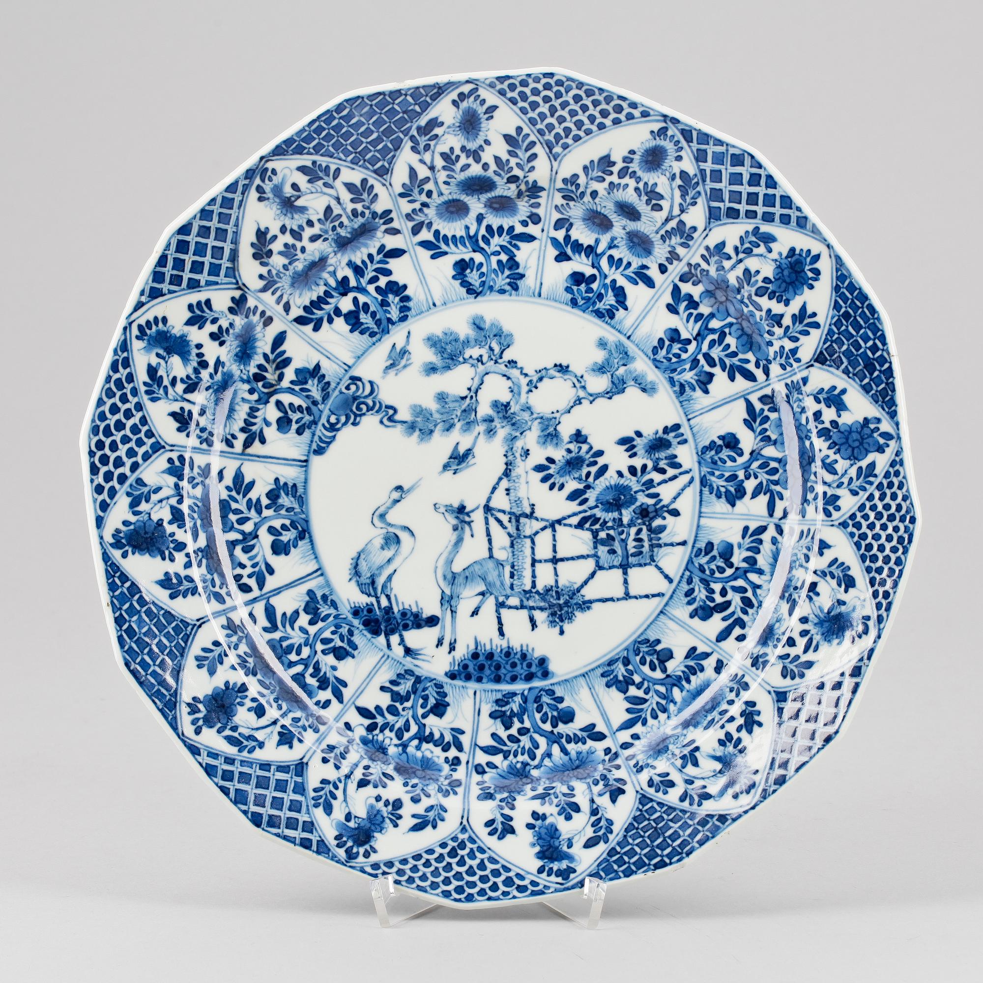 FAT, porslin. Sen Qing dynasti, 1800-tal.