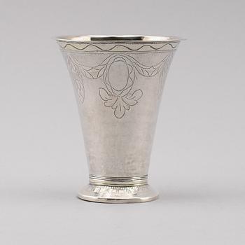 BÄGARE, silver, Petter Wikström, Härnösand 1811. Vikt ca 33 gram.