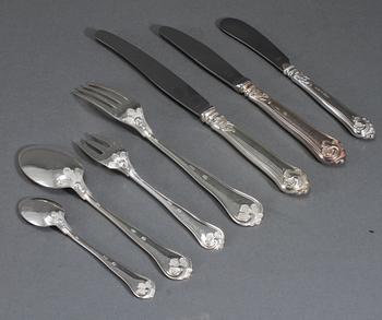 MATSILVER, 55 delar, silver, sachsisk modell, bl a Cohr, Danmark. Total vikt med stålblad ca 2162 gram.