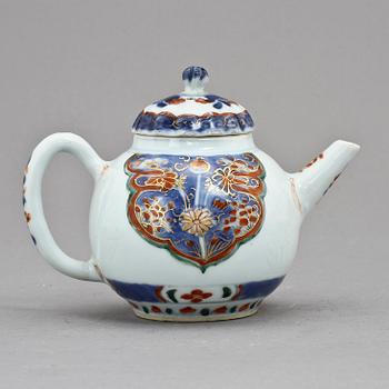 KANNA, porslin, Kina, 1700-tal.