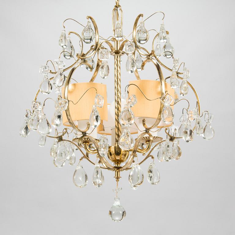 Paavo Tynell, a mid-20th century '1457/3' chandelier for Taito.