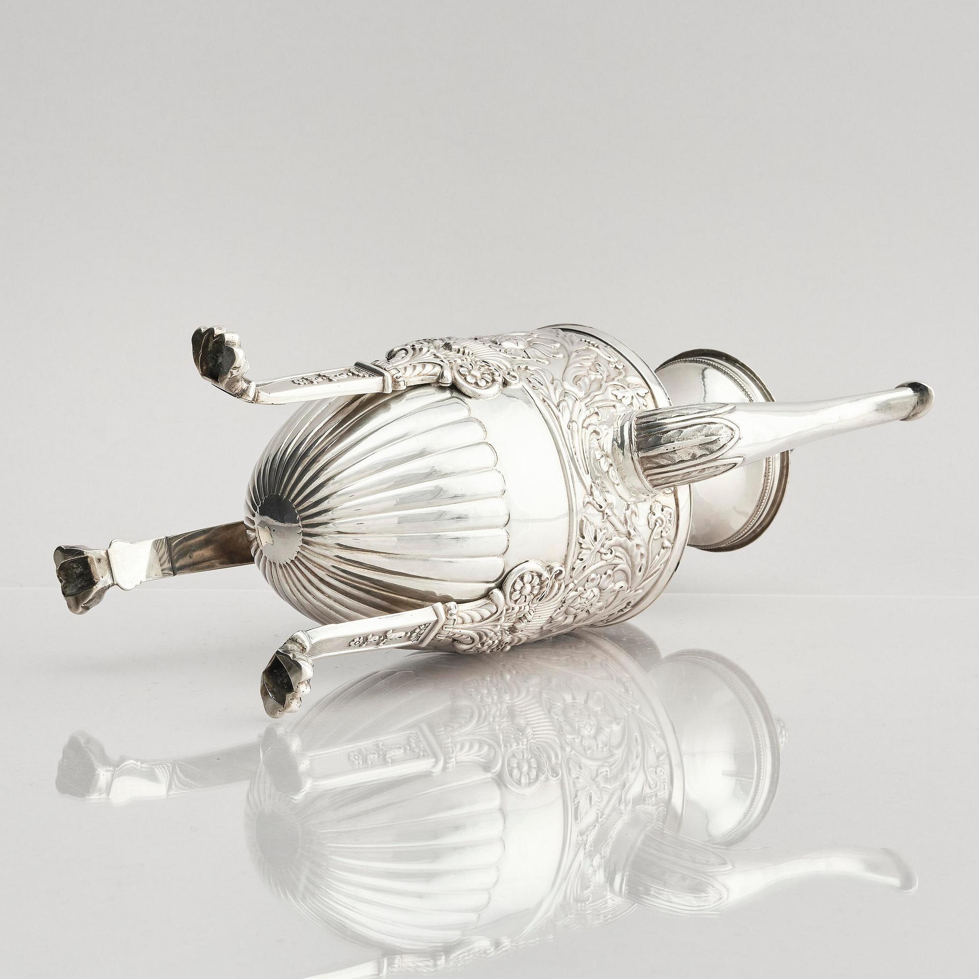 Adolf Zethelius, kaffekanna, silver, Stockholm 1832. Empire.